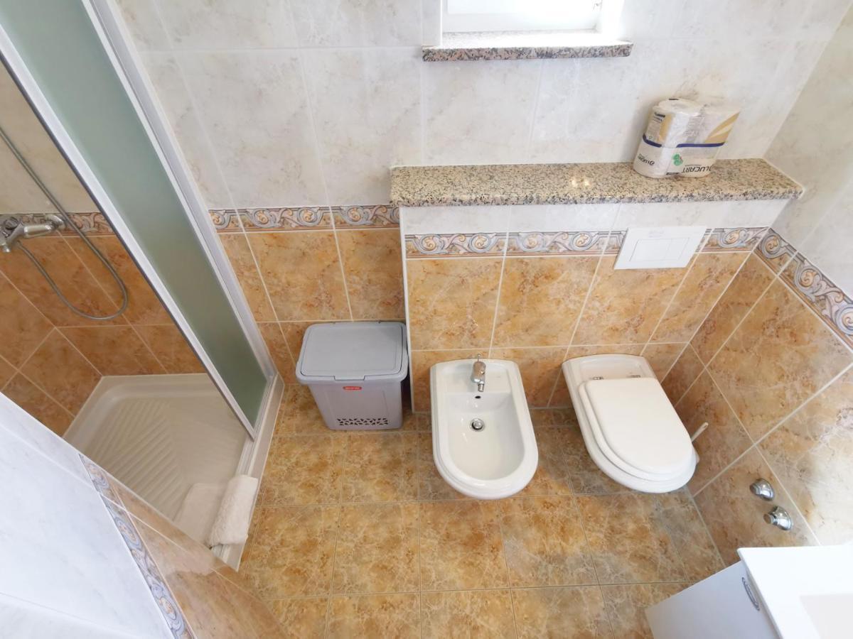 Apartments Kaja By Rent Istria Kastel ภายนอก รูปภาพ