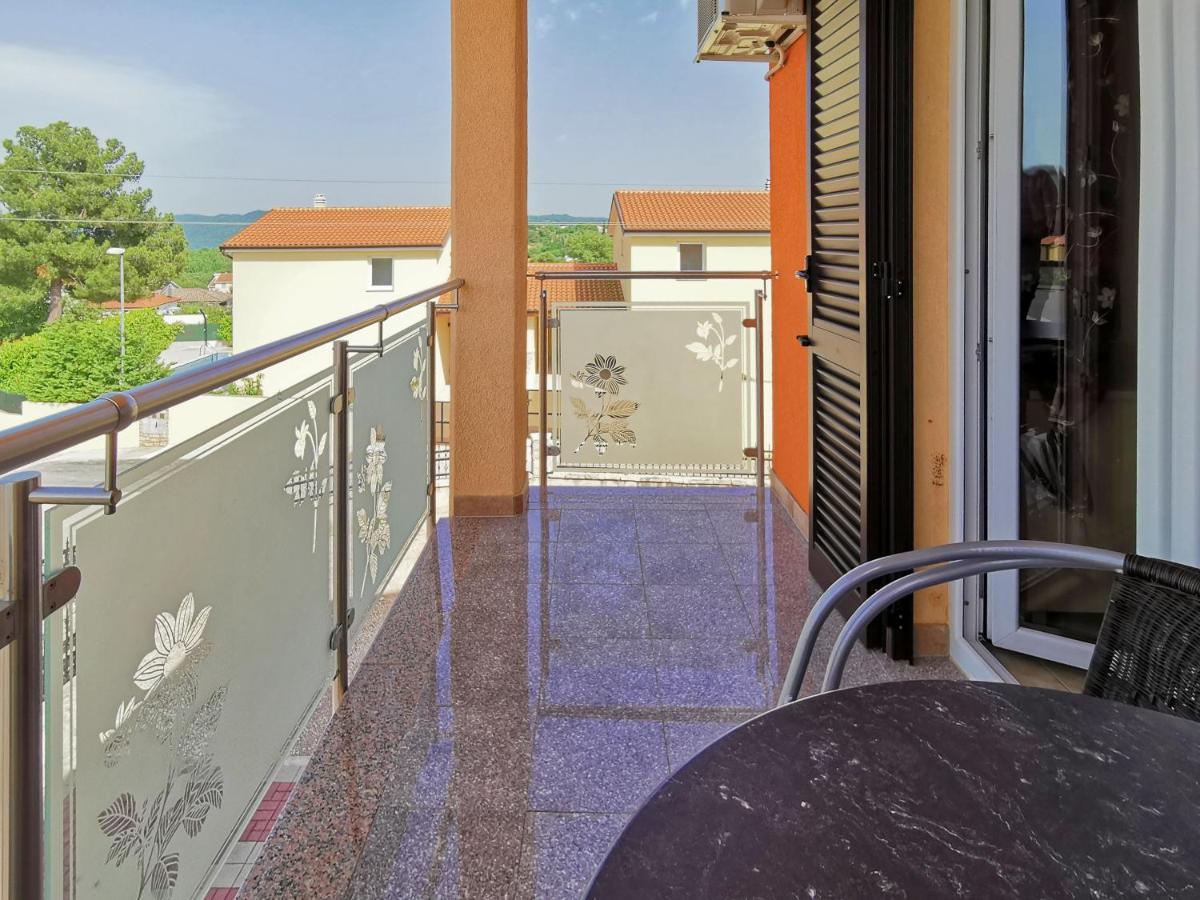 Apartments Kaja By Rent Istria Kastel ภายนอก รูปภาพ